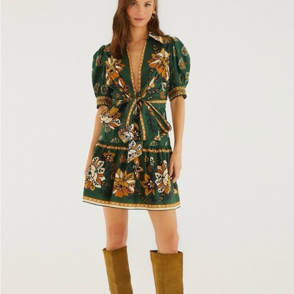 Green Floral Tie-Front Women's Dress - Picture 4 of 9